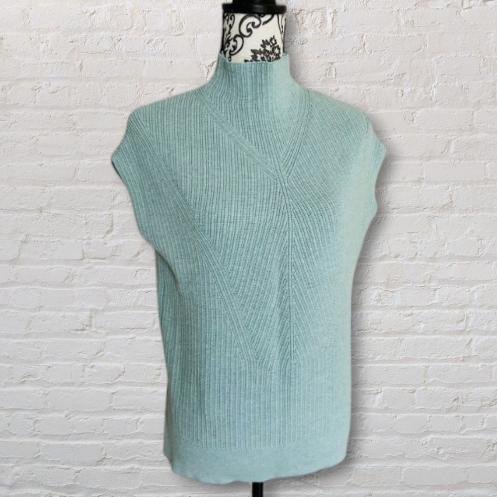 Banana Republic Light Green Mock Turtleneck Sweater | Size XS